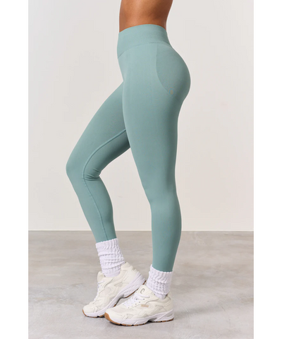 Gym Leggings for Women Squat Proof Stylish GymWear UK